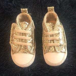 Gold converse